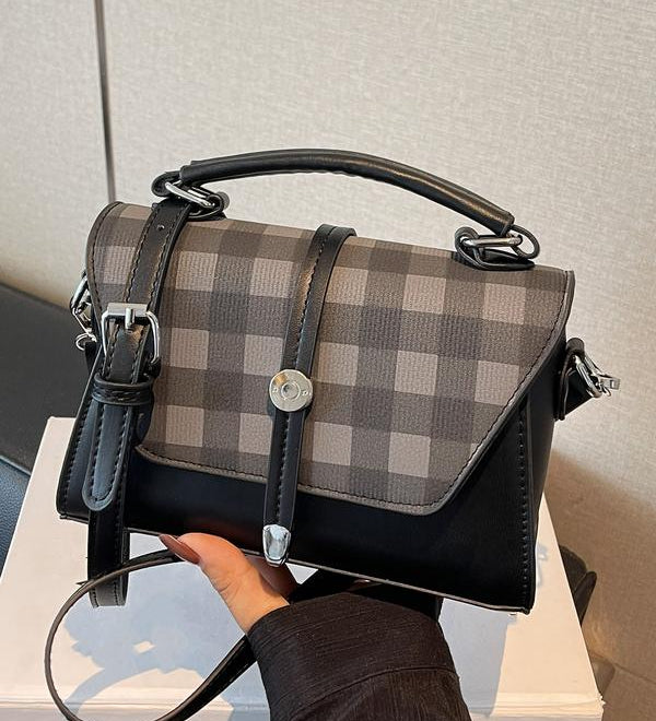 Élodie™ — Chic štvorcová crossbody taška s kontrastným prešívaním