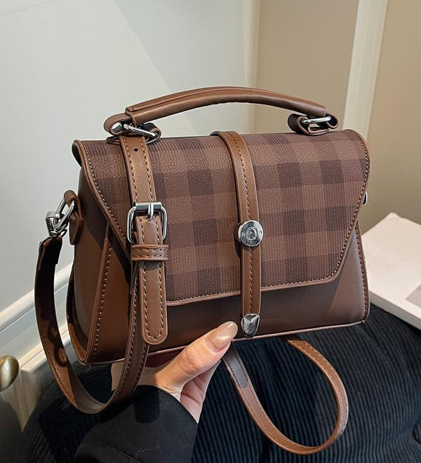 Élodie™ — Chic štvorcová crossbody taška s kontrastným prešívaním