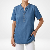 Denimelle™ — Halenka s denimovým efektom, henley golier a bočné rozparky