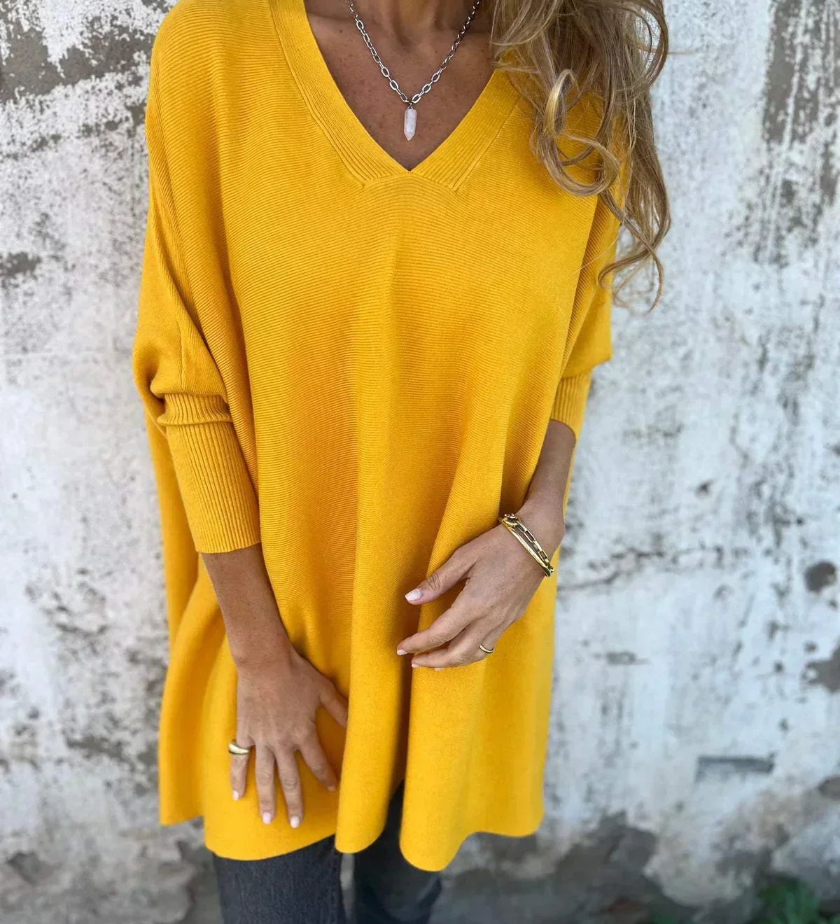 Kira | Oversized pulóver s uvoľneným V-výstrihom
